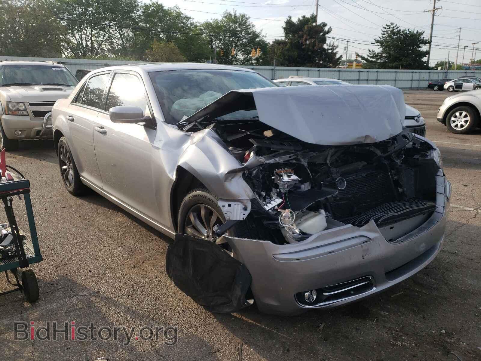 Фотография 2C3CCAGG8EH356068 - CHRYSLER 300 2014