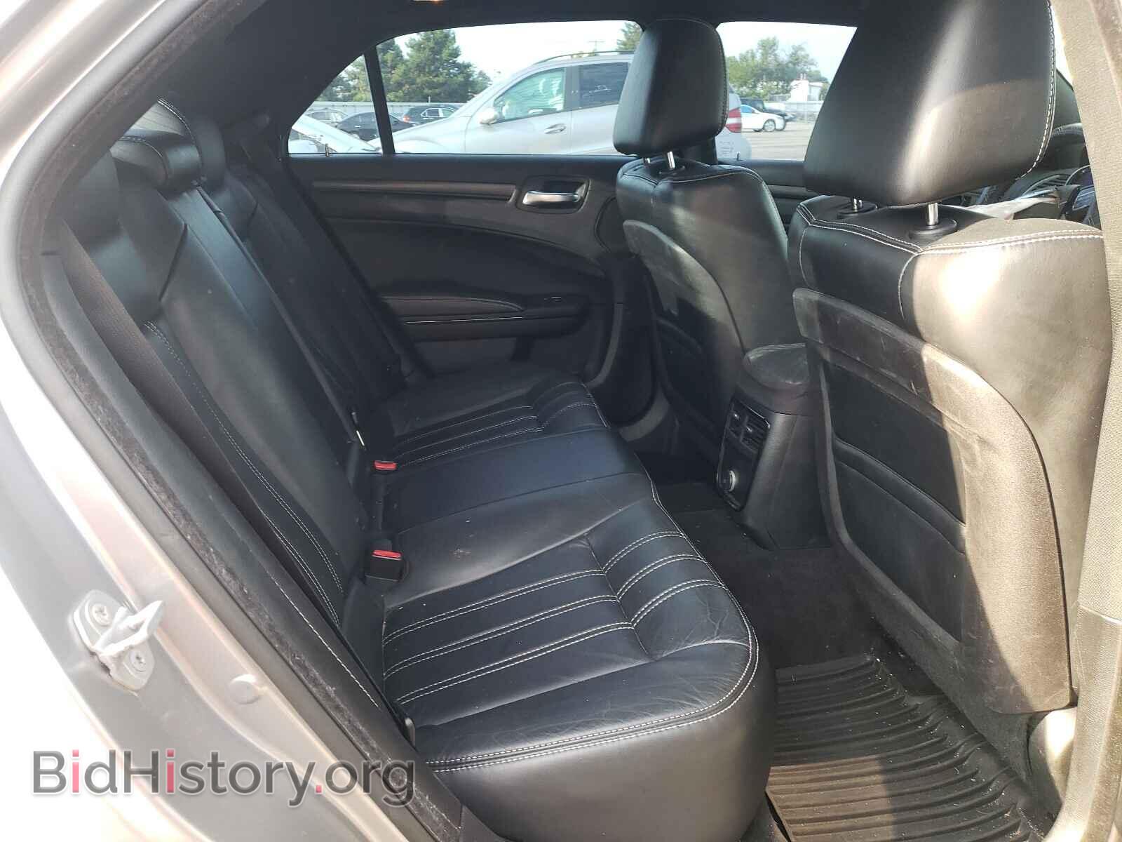 2014 CHRYSLER 300 - VIN: 2C3CCAGG8EH356068 - Фото 6