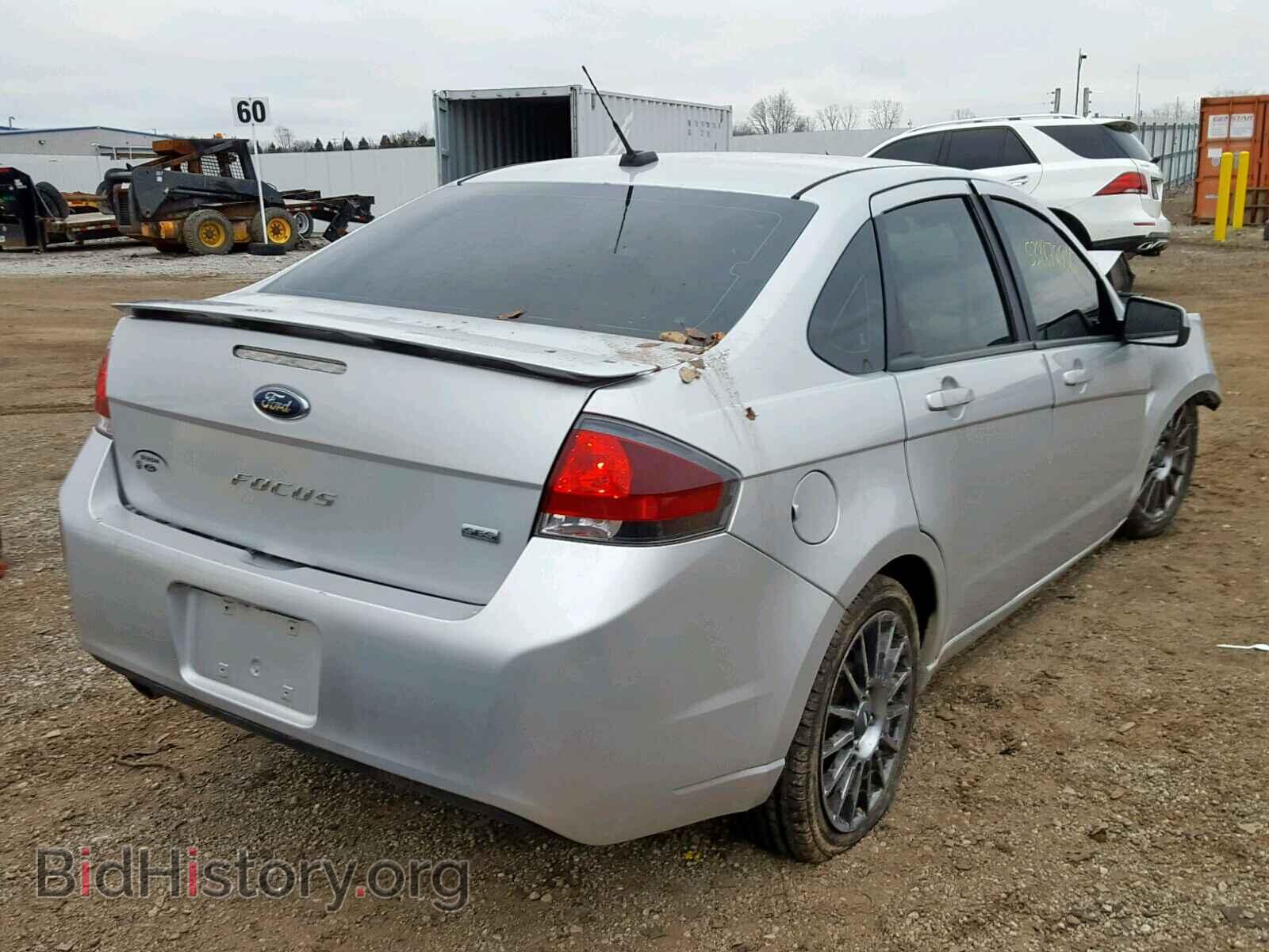 2011 FORD FOCUS - VIN: 1FAHP3GN4BW151365 - Photo 4