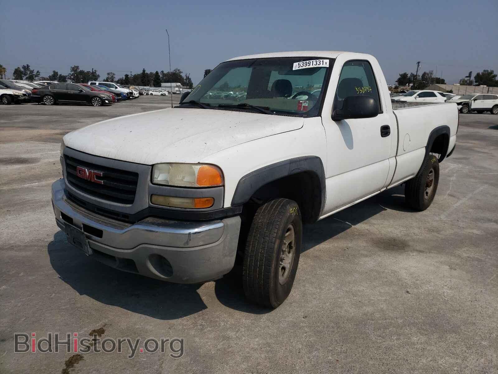 2006 GMC SIERRA - VIN: 1GTHC24G76E247136 - Фото 2