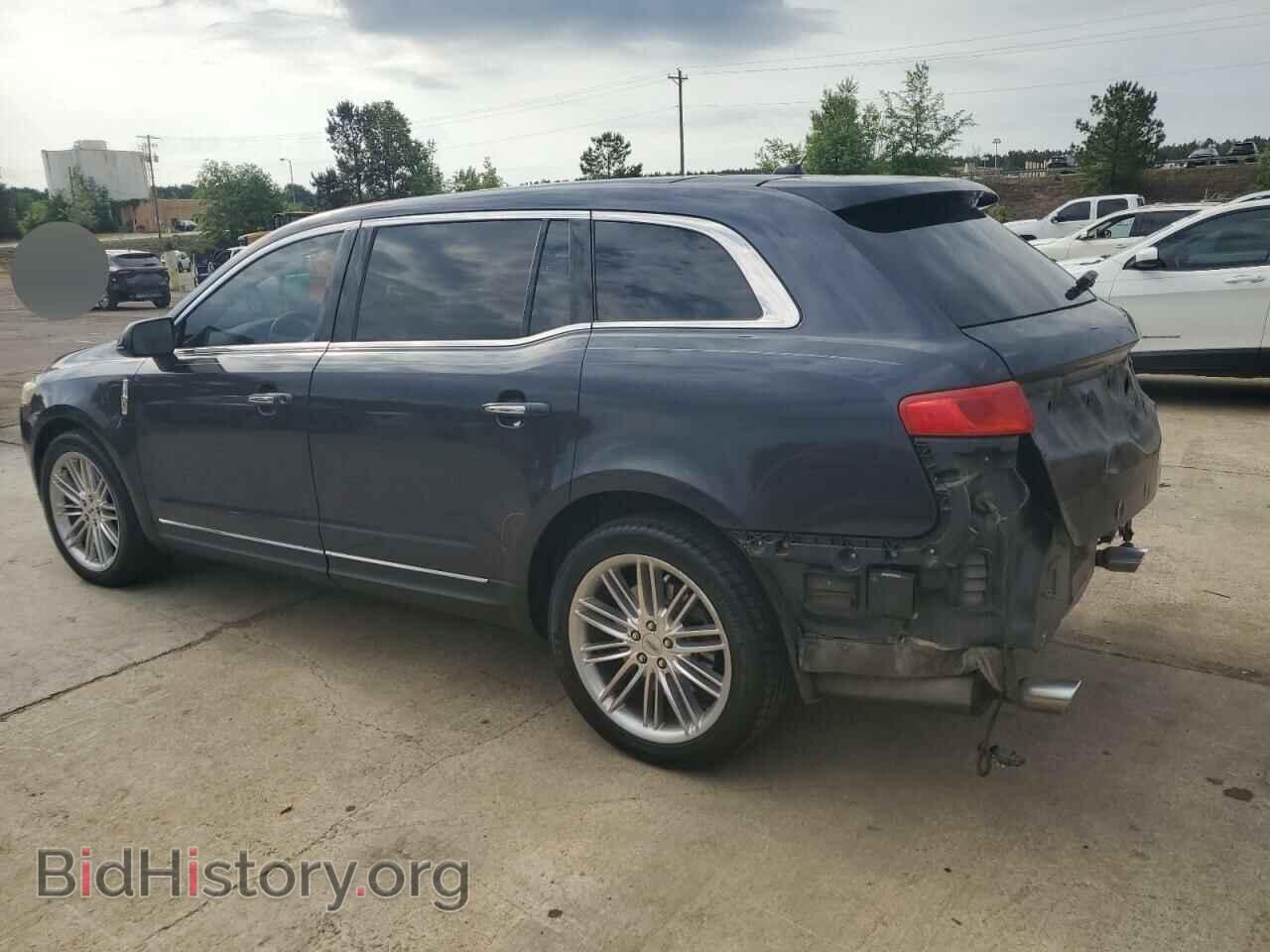 2013 LINCOLN MKT - VIN: 2LMHJ5AT9DBL56943 - Фото 2