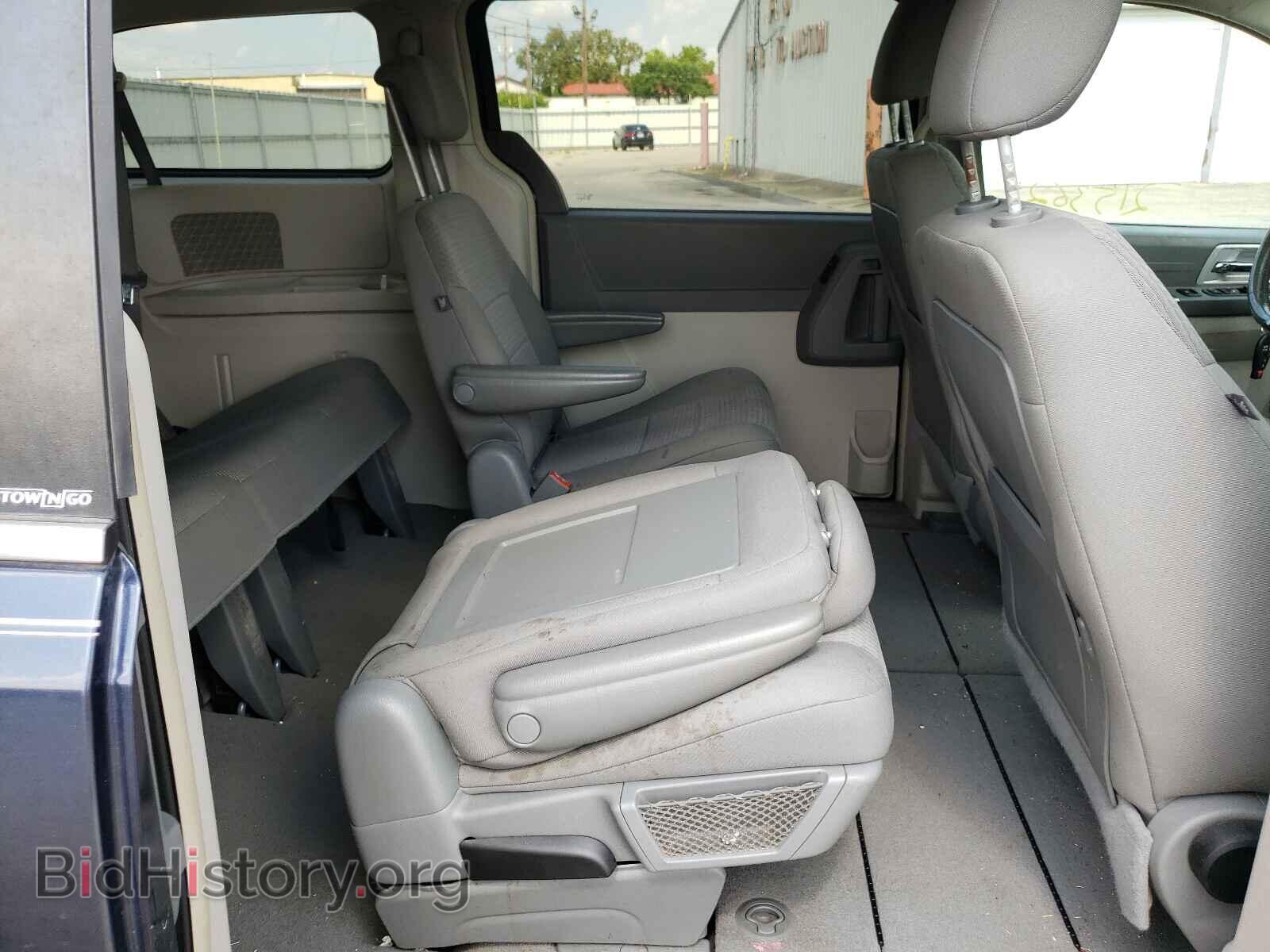 2008 CHRYSLER MINIVAN - VIN: 2A8HR54P18R744570 - Фото 6