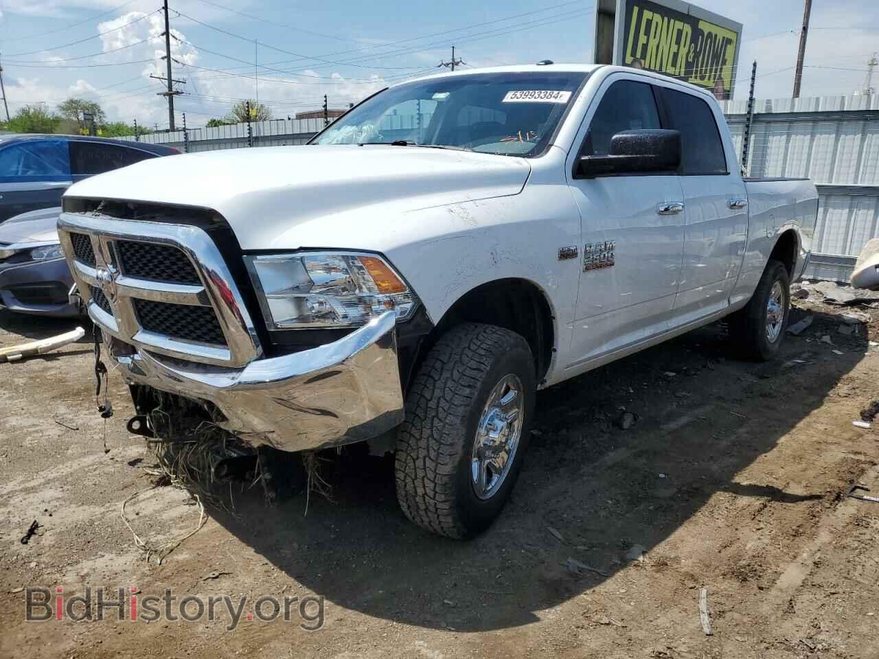 Фотография 3C6TR5DT2JG215629 - RAM All Models 2018