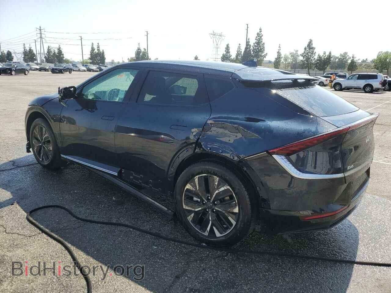2023 KIA EV6 LIGHT - VIN: KNDC34LA8P5602576 - Фото 2