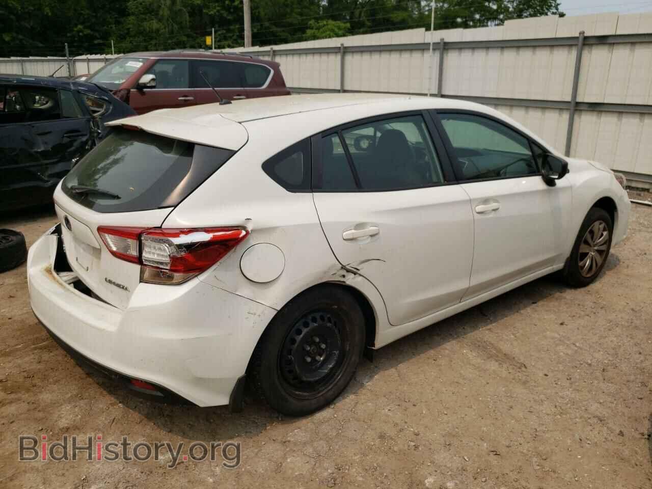2018 SUBARU IMPREZA - VIN: 4S3GTAA61J3731809 - Фото 3
