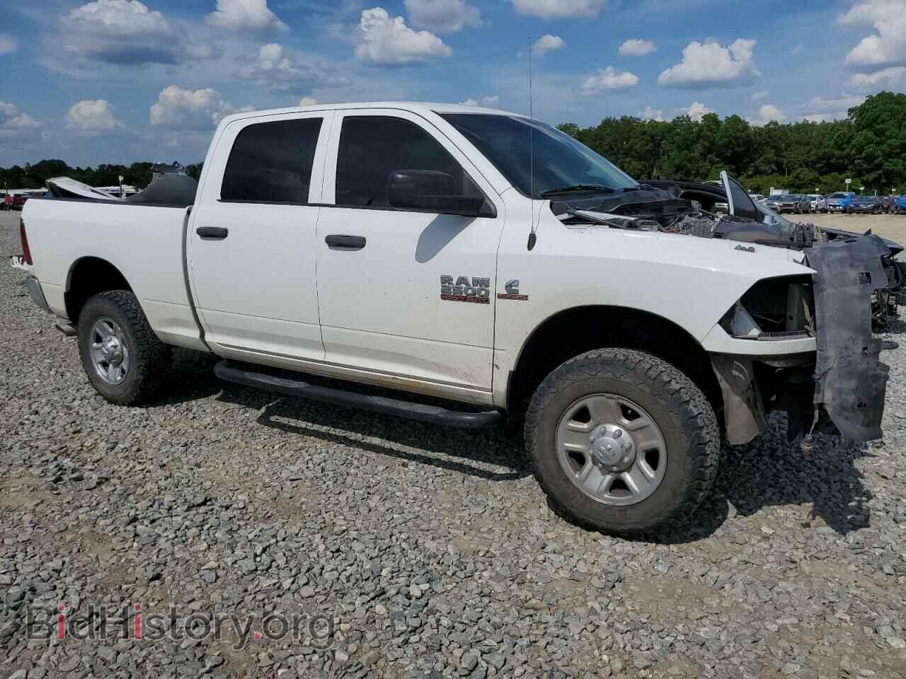 2018 RAM All Models - VIN: 3C6UR5CL9JG377831 - Photo 4