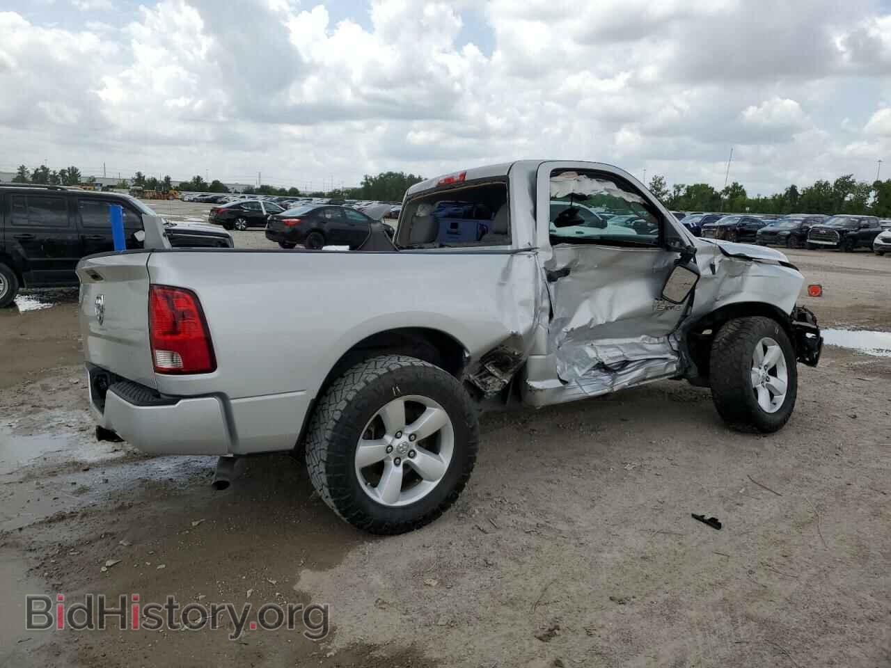 2017 RAM 1500 - VIN: 3C6JR6AG3HG604889 - Фото 3