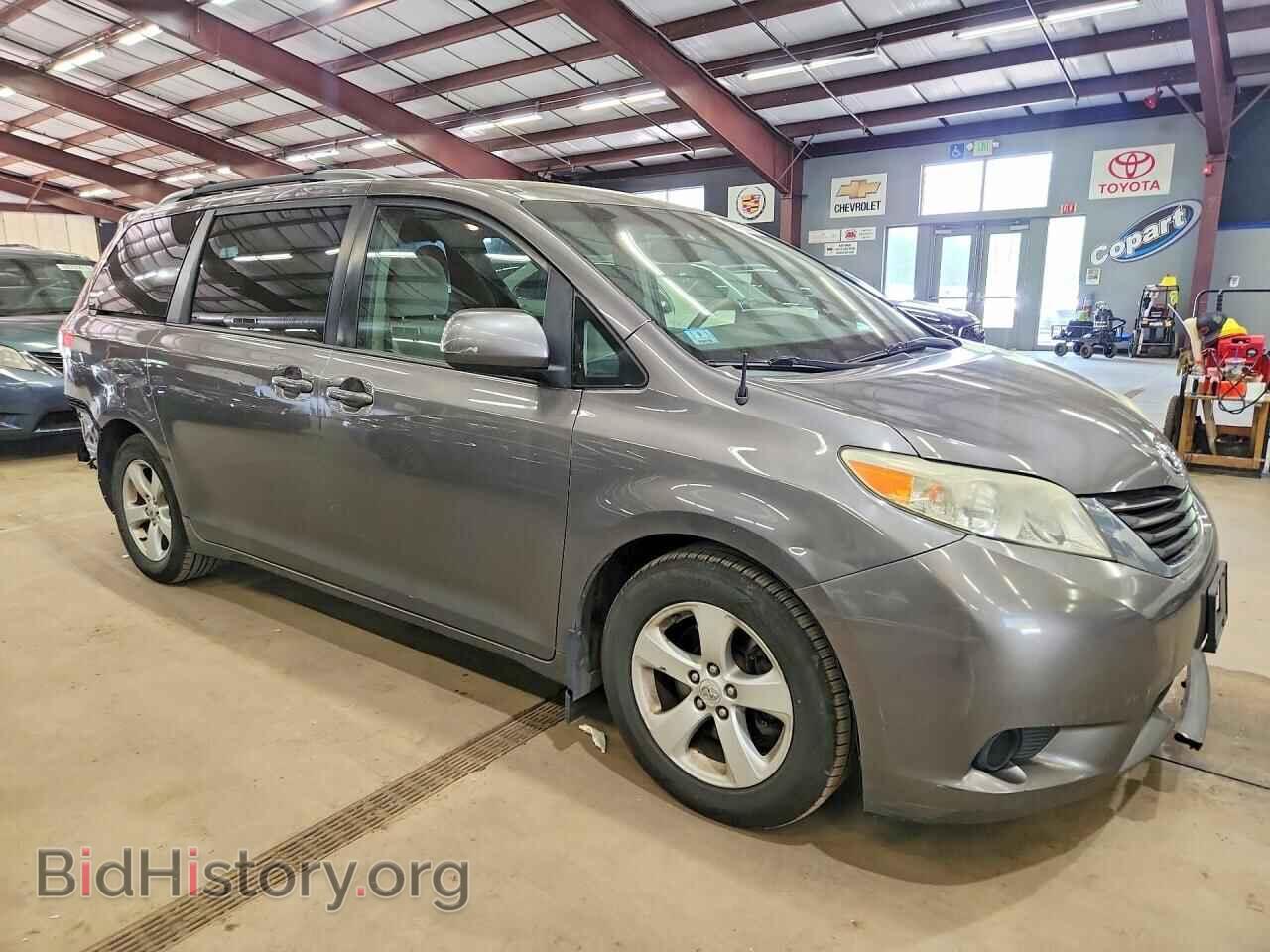 2011 TOYOTA SIENNA - VIN: 5TDKK3DC2BS080703 - Фото 4