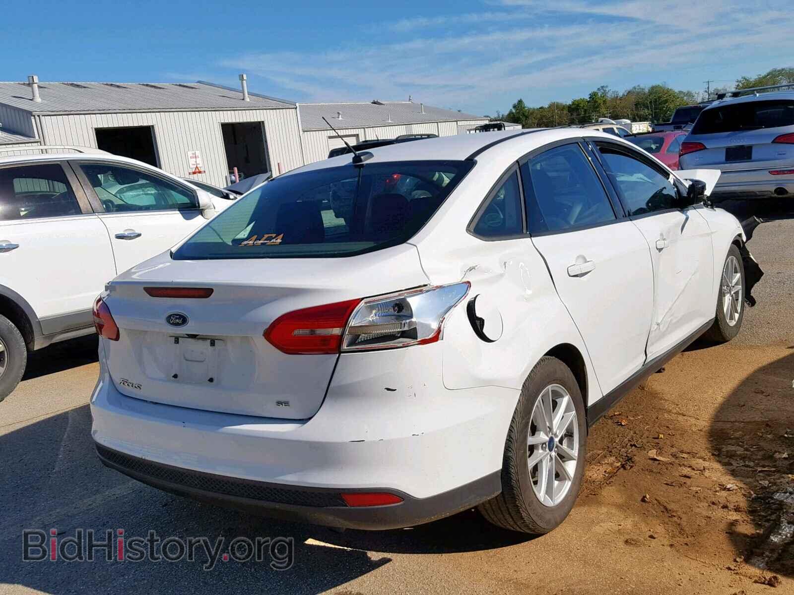 2017 FORD FOCUS SE - VIN: 1FADP3F22HL323876 - Фото 4
