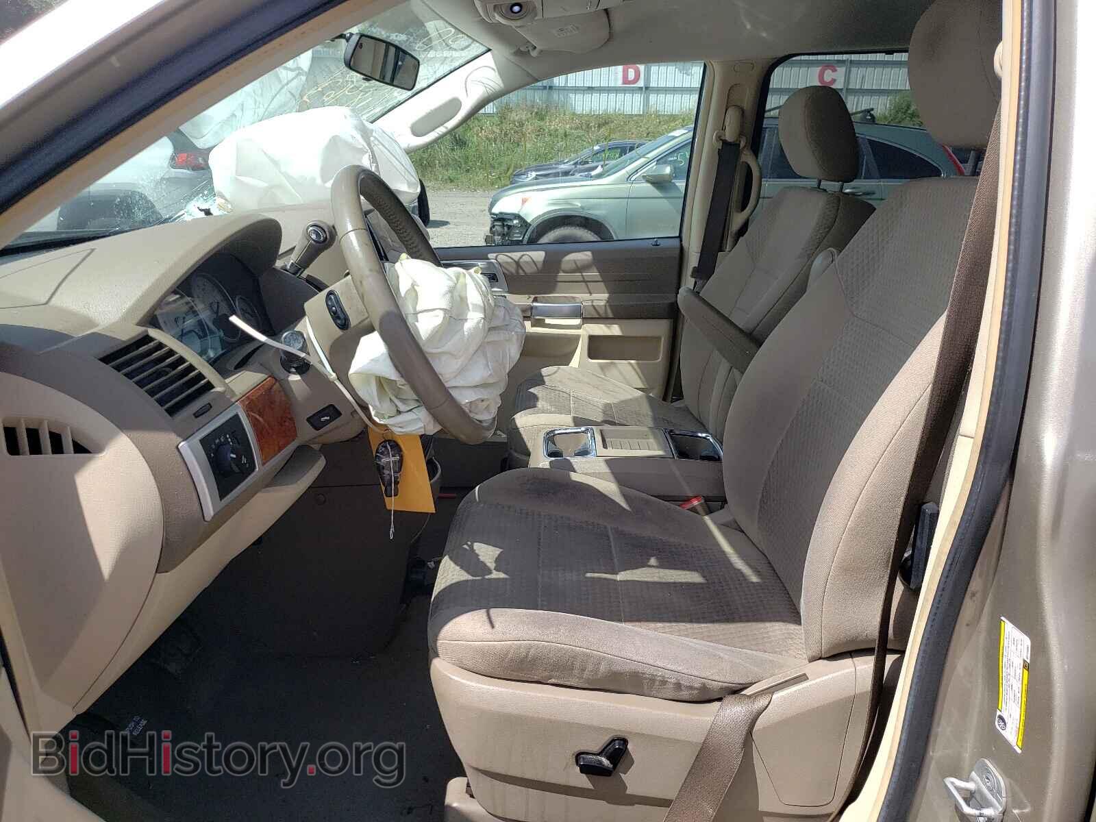 2008 CHRYSLER MINIVAN - VIN: 2A8HR54P98R148963 - Фото 5