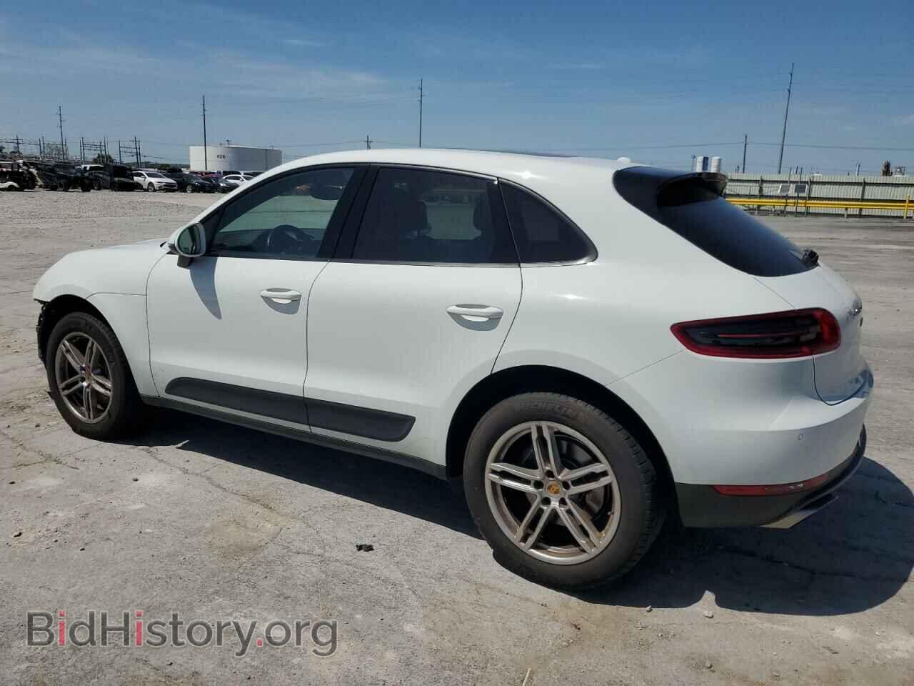 2017 PORSCHE MACAN - VIN: WP1AA2A58HLB07572 - Photo 2