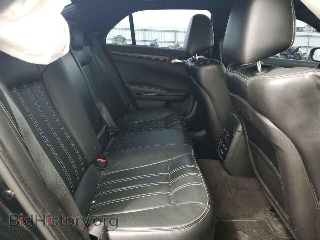 2016 CHRYSLER 300 - VIN: 2C3CCAGGXGH176013 - Фото 10