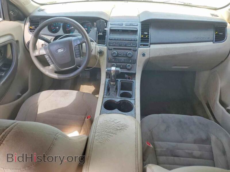 2010 Ford TAURUS (VIN 1FAHP2DW1AG112670) — фото 8 из 12