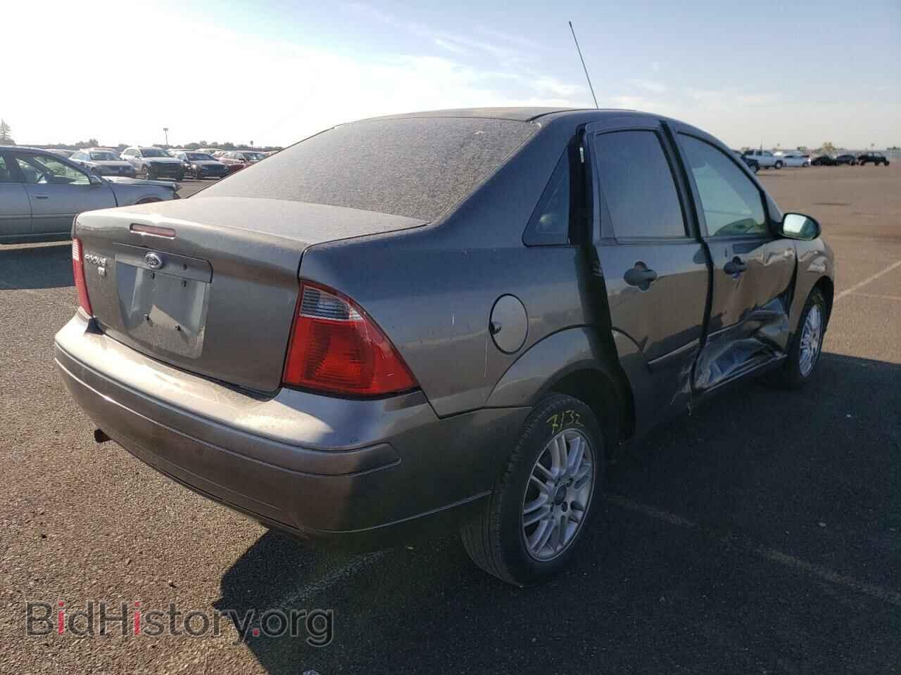 2007 FORD FOCUS - VIN: 1FAFP34N87W322640 - Фото 4