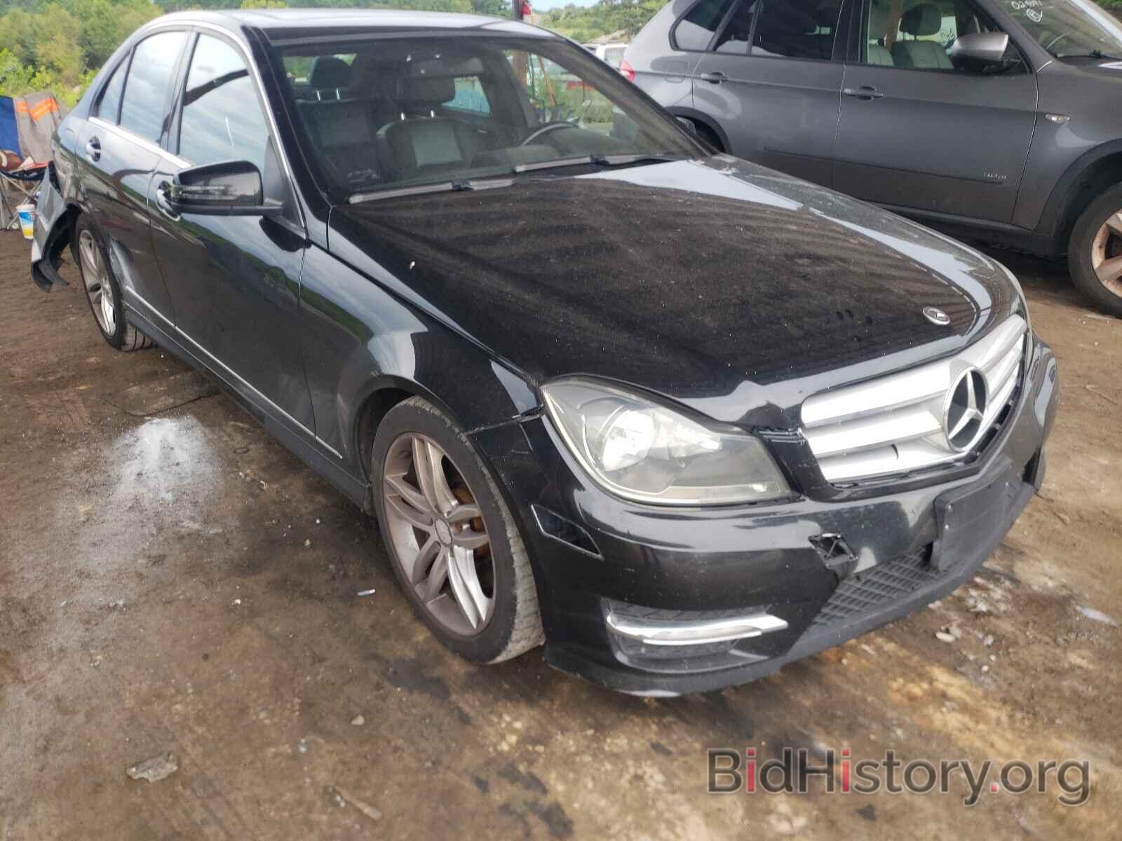 Photo WDDGF8AB1DR245036 - MERCEDES-BENZ C-CLASS 2013