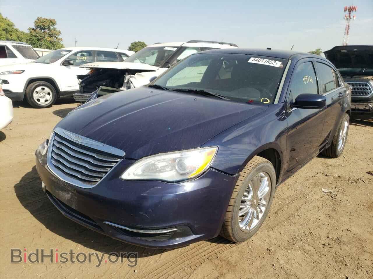2014 CHRYSLER 200 - VIN: 1C3CCBAB5EN122657 - Фото 2
