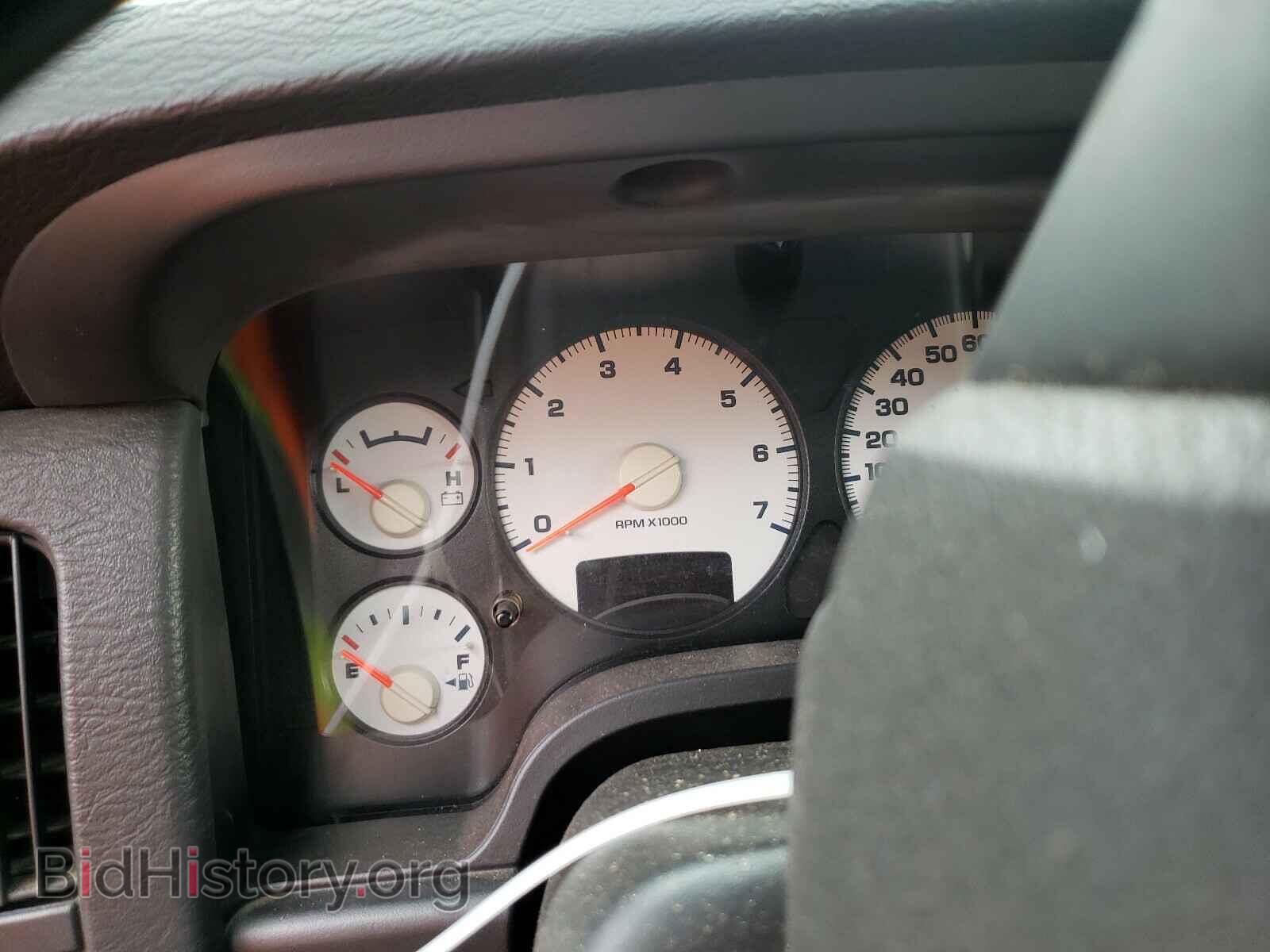2005 DODGE RAM 1500 - VIN: 1D7HU18DX5S356820 - Фото 8