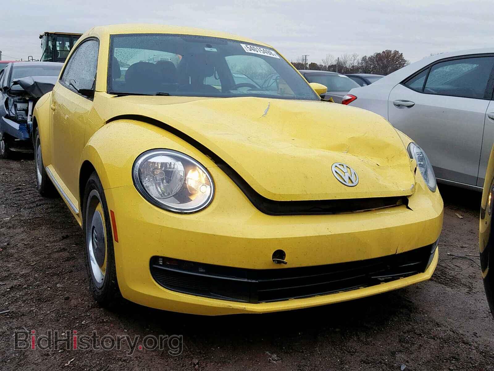 Фотография 3VWJP7AT7CM601972 - VOLKSWAGEN BEETLE 2012