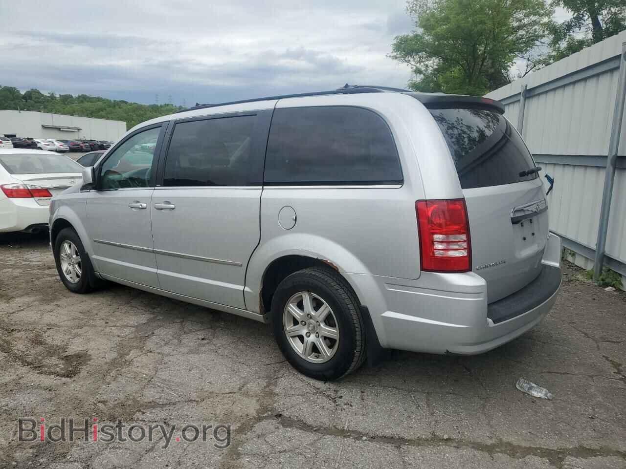 2009 CHRYSLER MINIVAN - VIN: 2A8HR54149R558020 - Фото 2