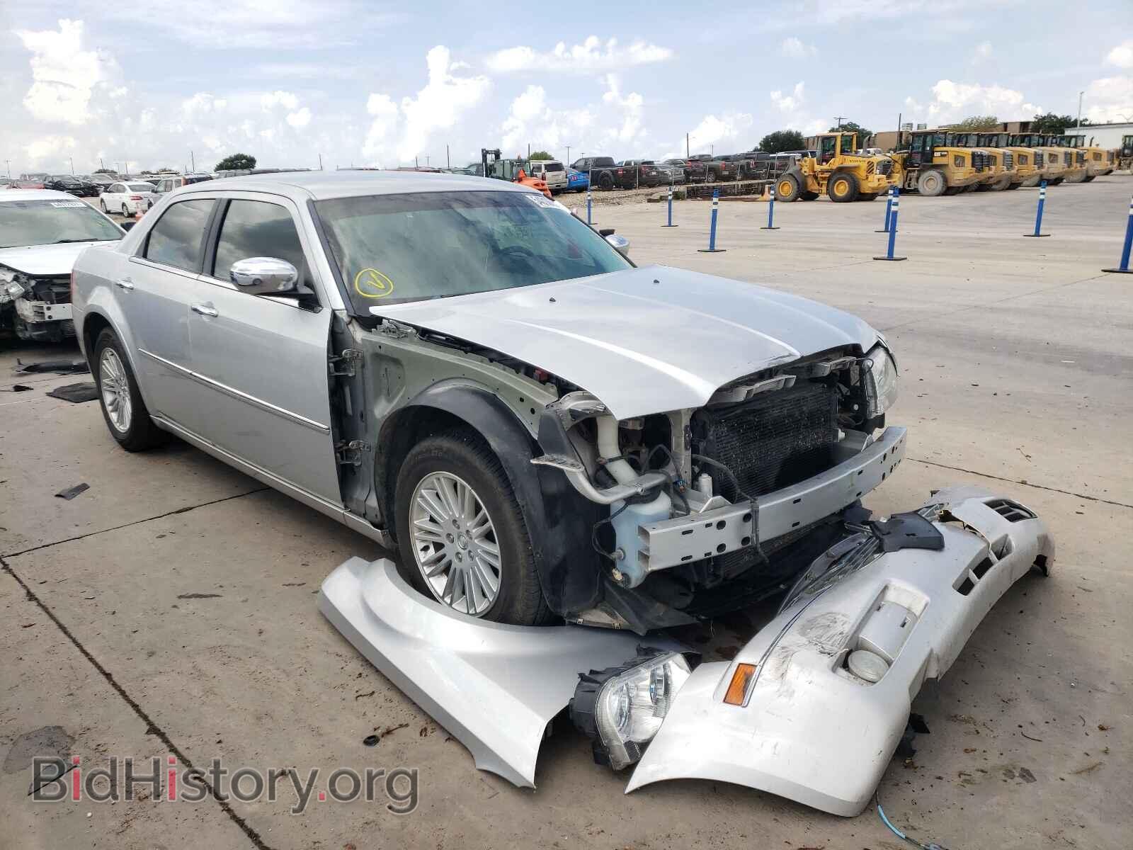 Photo 2C3CA4CD5AH198804 - CHRYSLER 300 2010