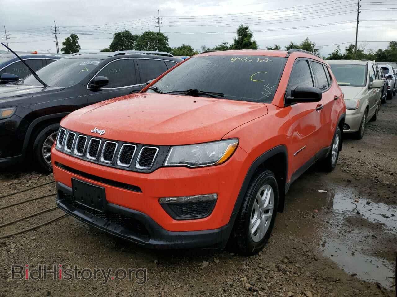 2018 JEEP COMPASS - VIN: 3C4NJDAB7JT200341 - Фото 2