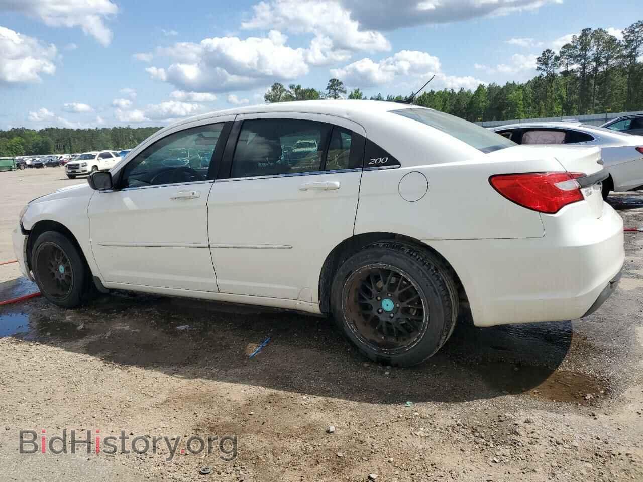 2013 CHRYSLER 200 - VIN: 1C3CCBAB2DN604677 - Фото 2