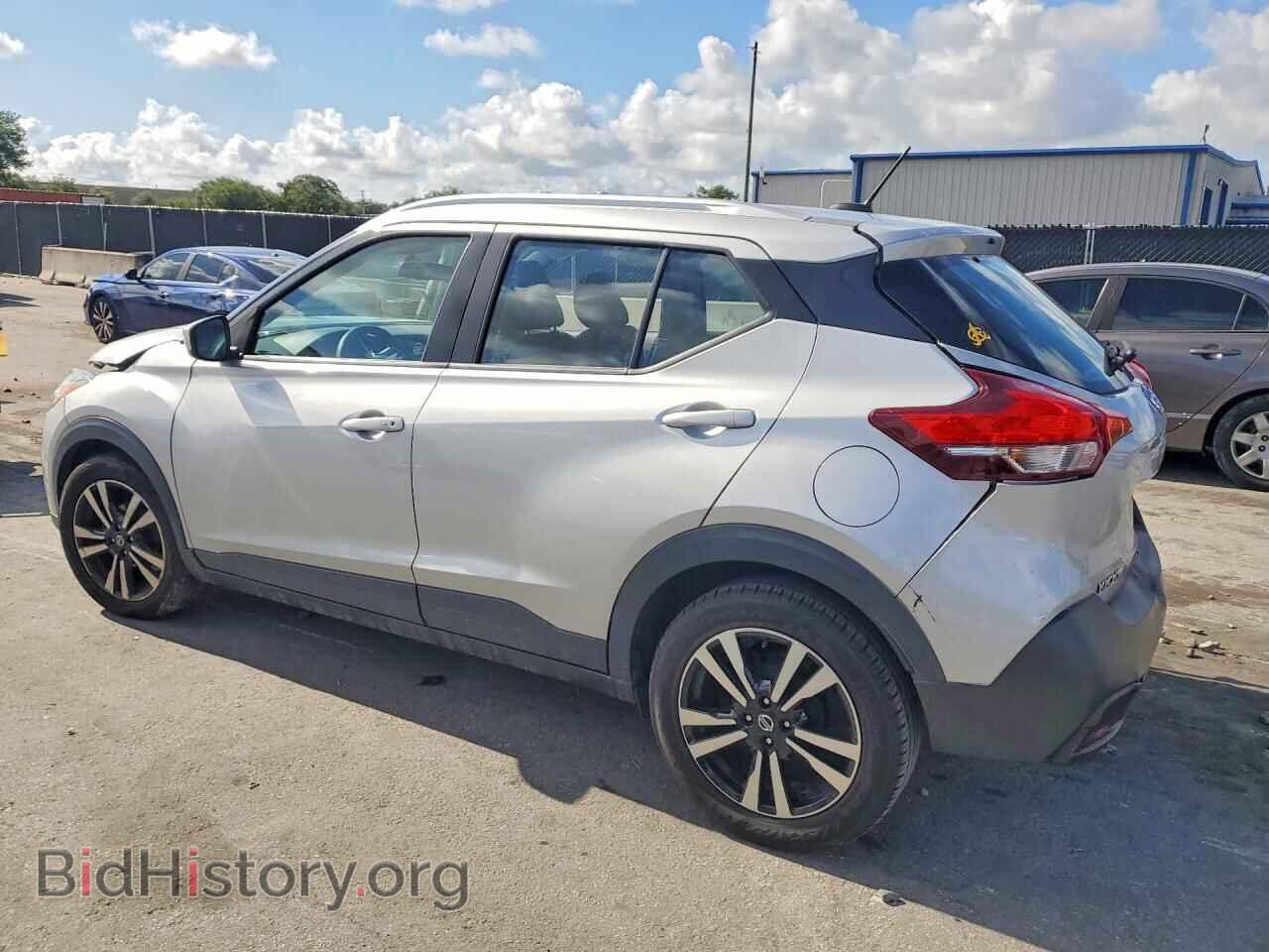 2019 NISSAN KICKS - VIN: 3N1CP5CU3KL536051 - Фото 2