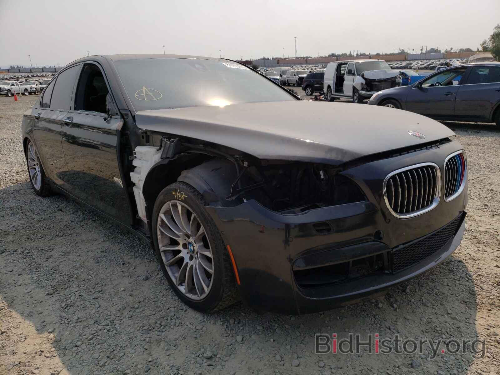 Фотография WBAYA8C59ED228243 - BMW 7 SERIES 2014