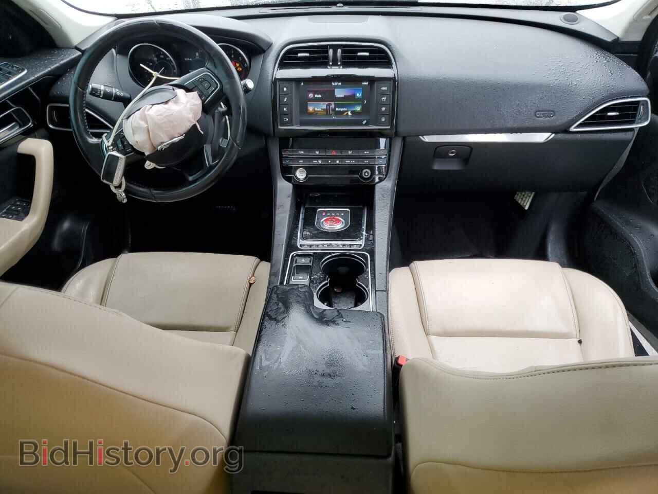 2017 JAGUAR F-PACE - VIN: SADCJ2BV8HA078552 - Фото 8