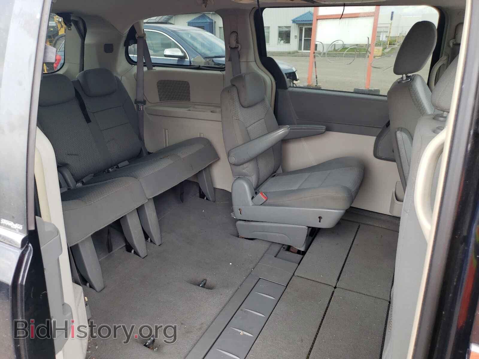 2010 CHRYSLER MINIVAN - VIN: 2A4RR5DX5AR256931 - Фото 6