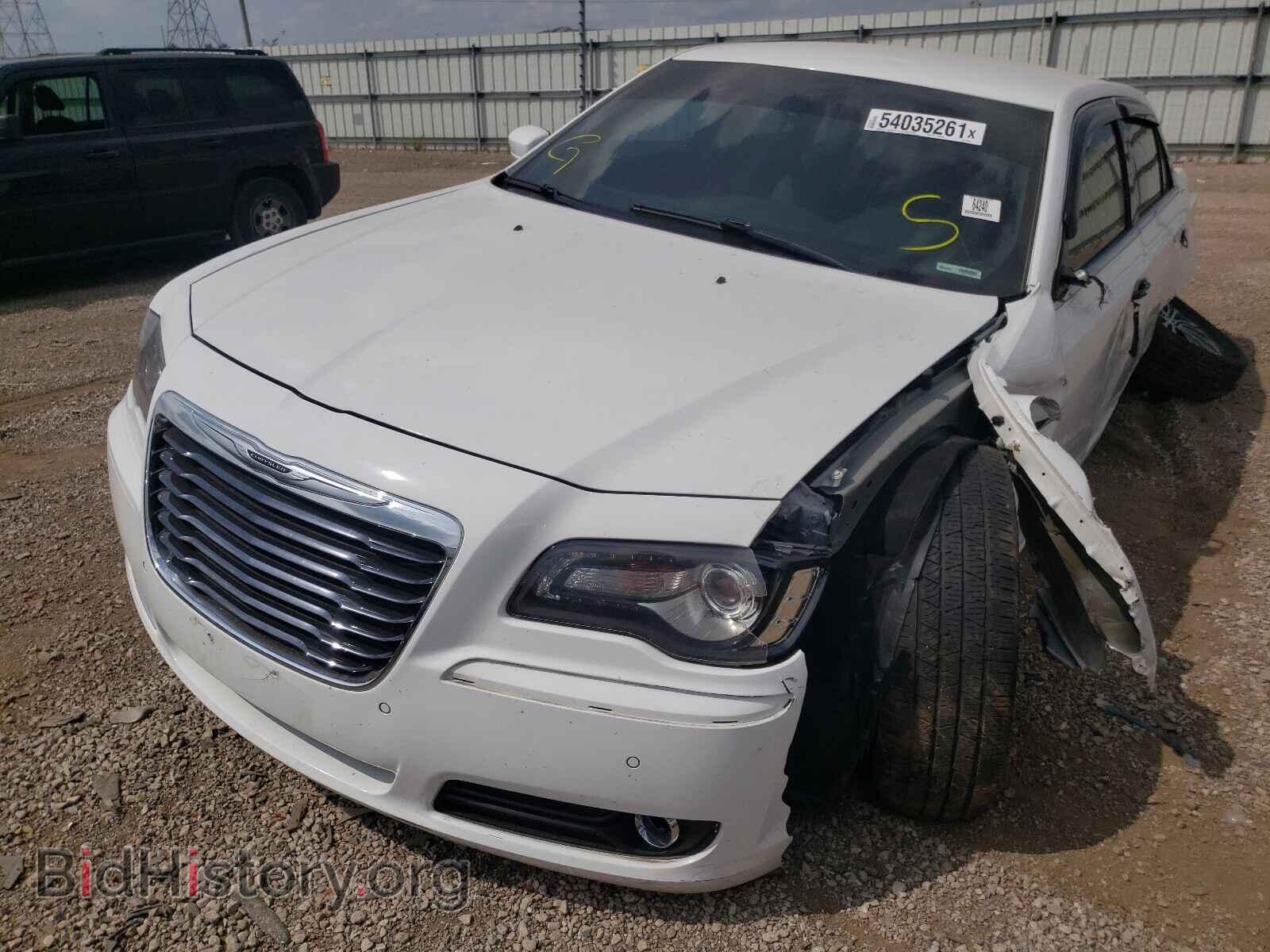 2012 CHRYSLER 300 - VIN: 2C3CCAJT5CH183466 - Фото 2