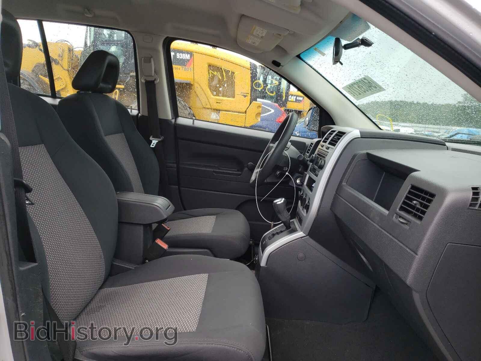 2008 JEEP COMPASS - VIN: 1J8FT47W98D581448 - Photo 5