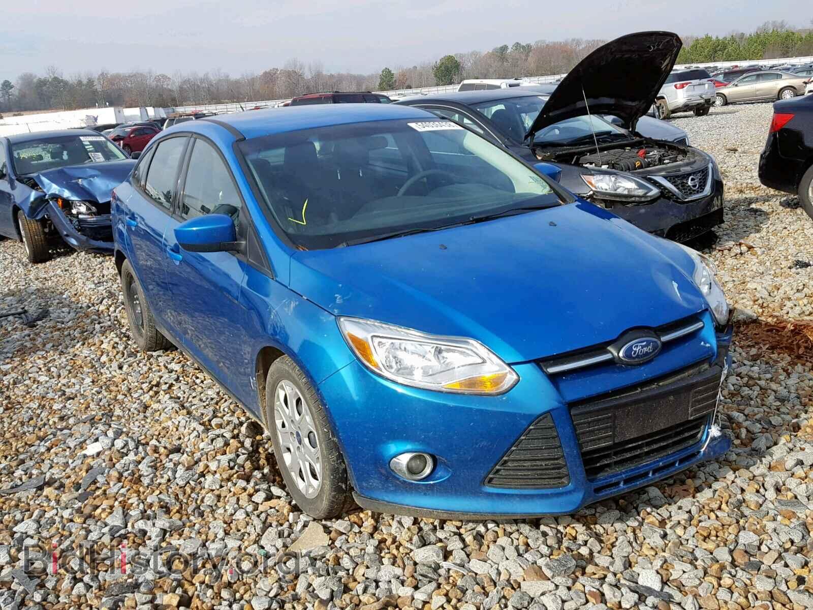 Photo 1FAHP3F29CL187904 - FORD FOCUS SE 2012