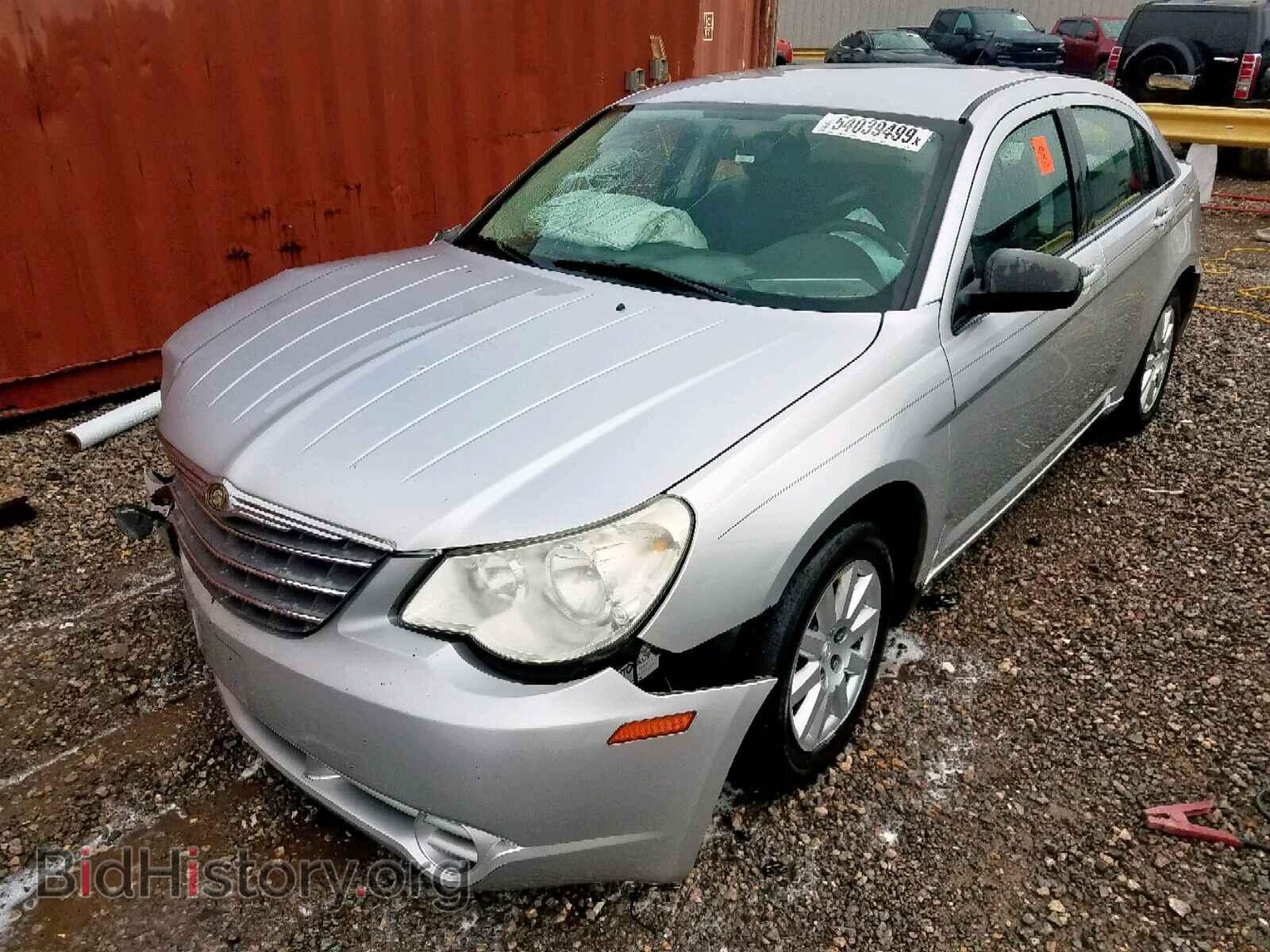 2009 CHRYSLER SEBRING - VIN: 1C3LC46B79N556363 - Фото 2