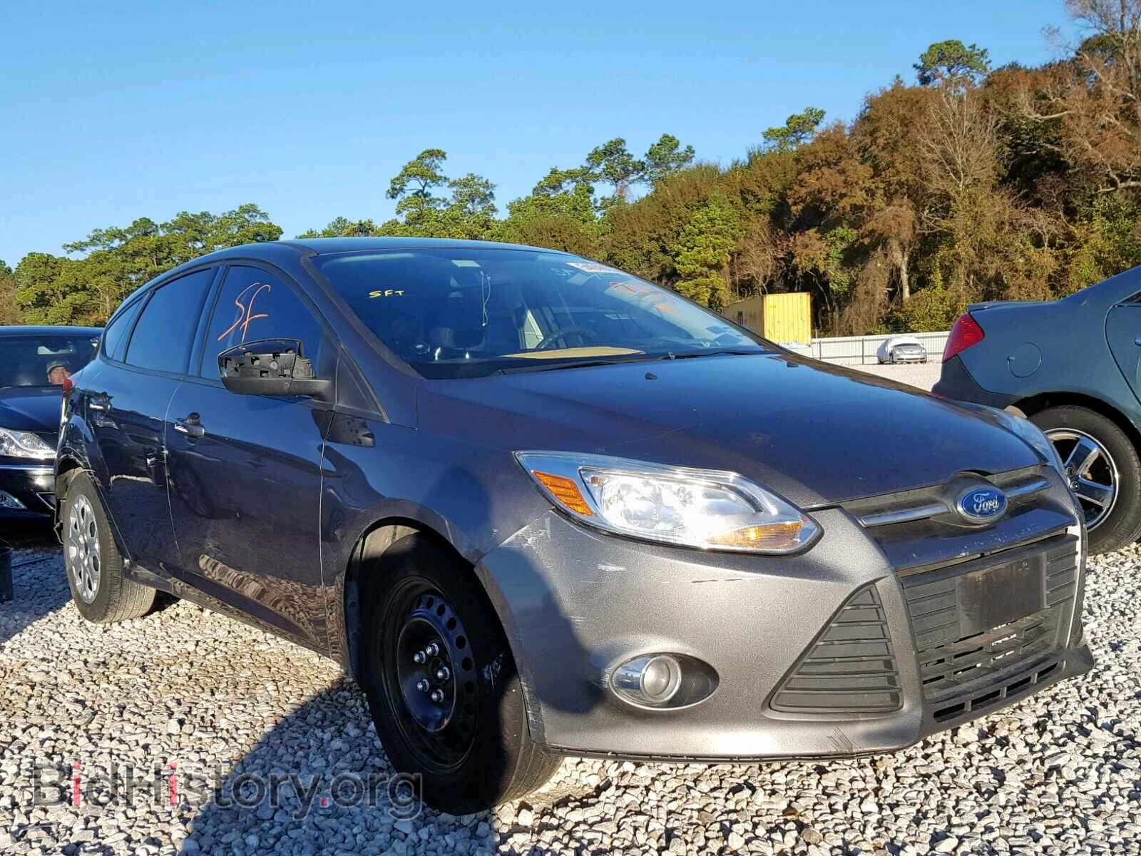 Photo 1FAHP3K23CL262070 - FORD FOCUS 2012