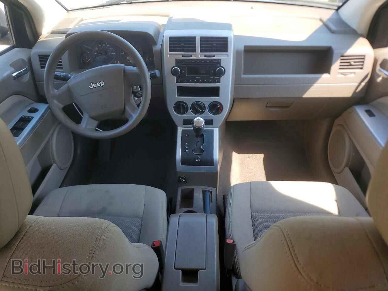 2008 JEEP COMPASS - VIN: 1J8FT47W08D661298 - Фото 8