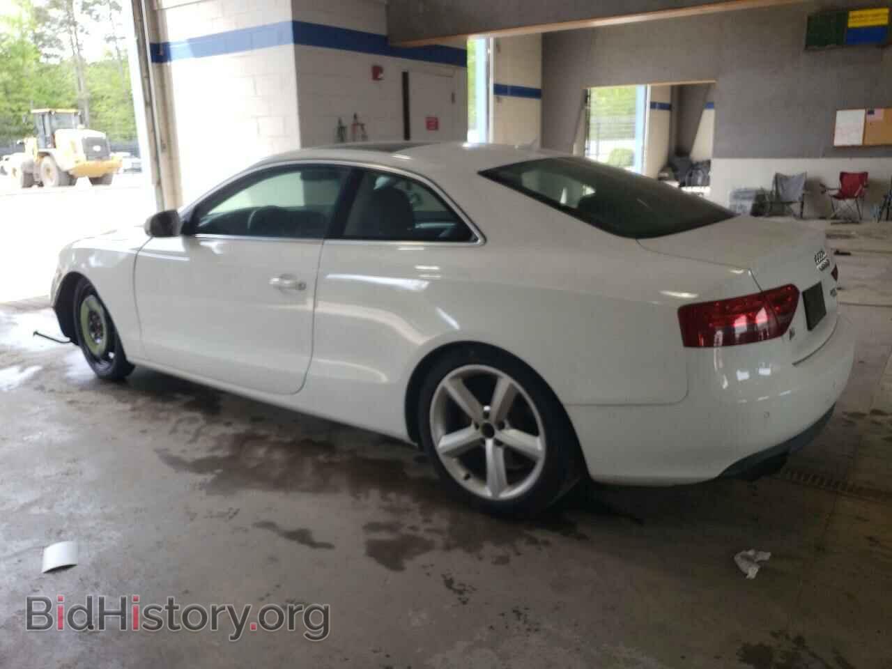 2010 AUDI A5 - VIN: WAULFAFR6AA055679 - Photo 2