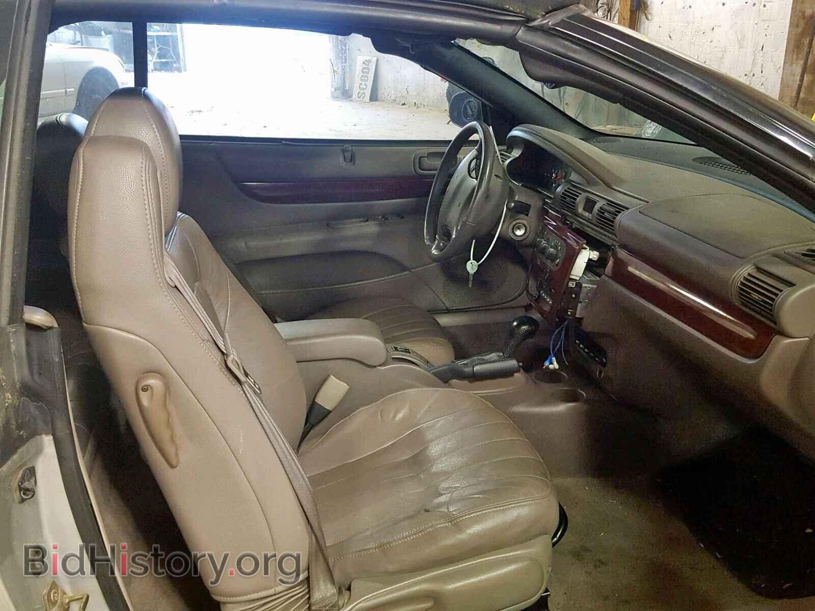 2002 CHRYSLER SEBRING - VIN: 1C3EL55R42N210211 - Фото 5
