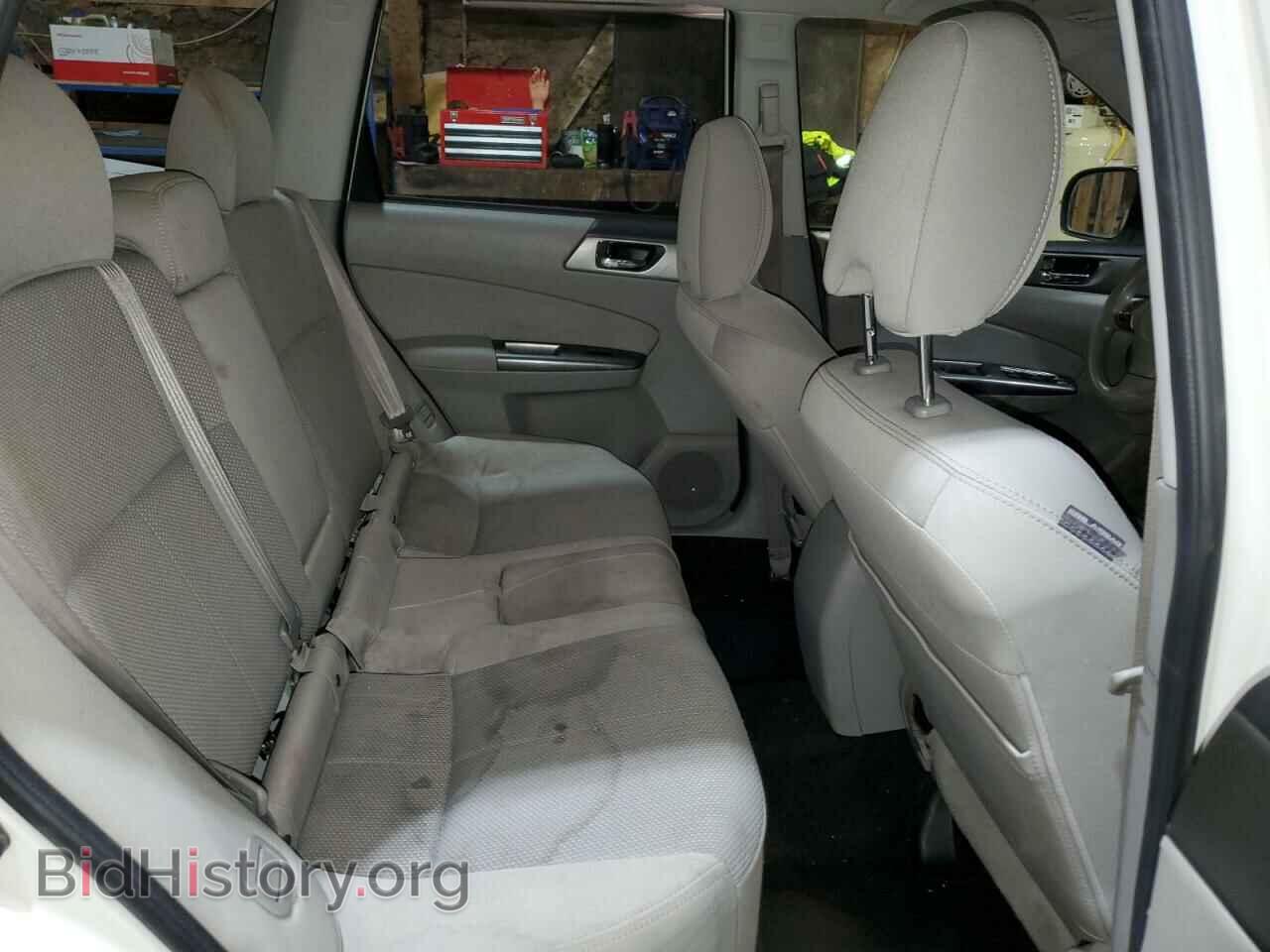 2011 SUBARU FORESTER - VIN: JF2SHADC2BH764076 - Фото 11