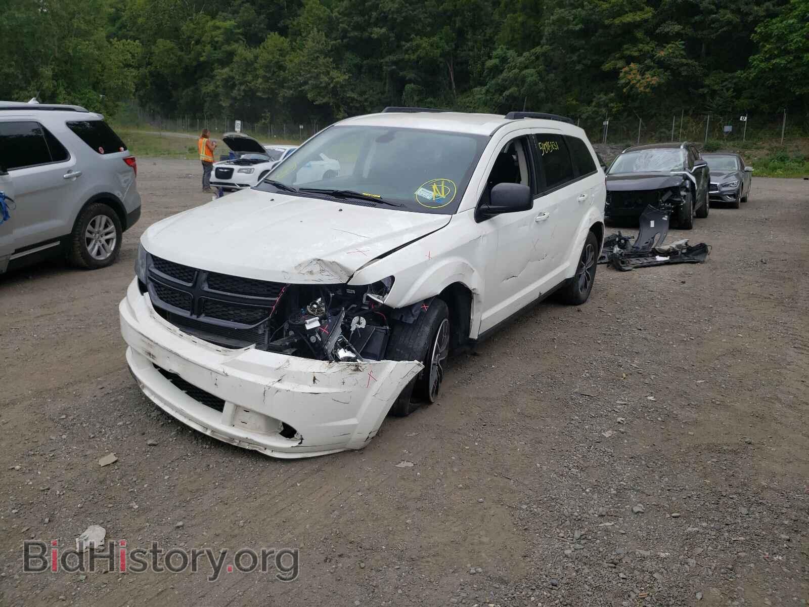 2018 DODGE JOURNEY - VIN: 3C4PDCAB6JT498584 - Фото 2