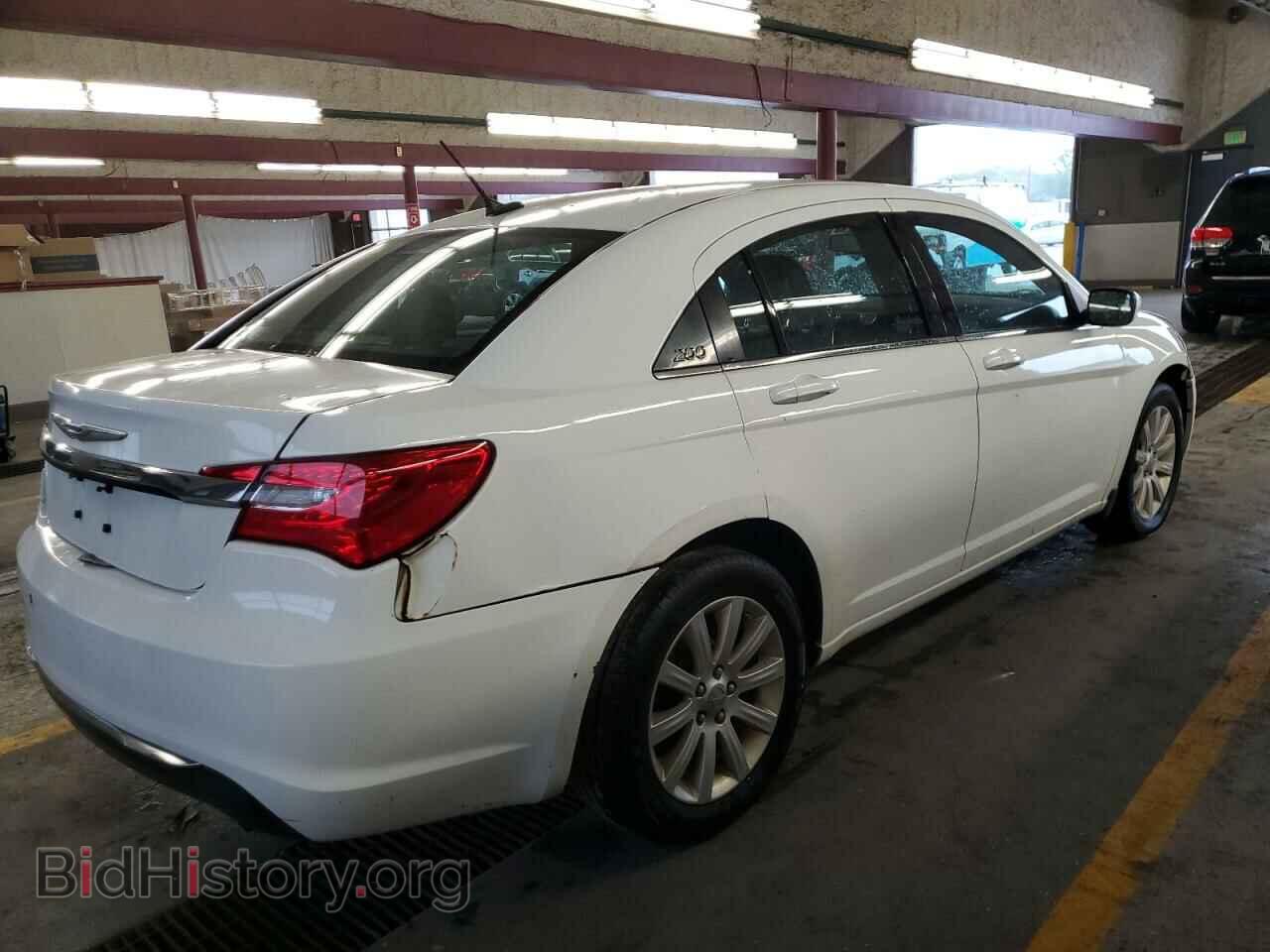2013 CHRYSLER 200 - VIN: 1C3CCBBB4DN574418 - Фото 3
