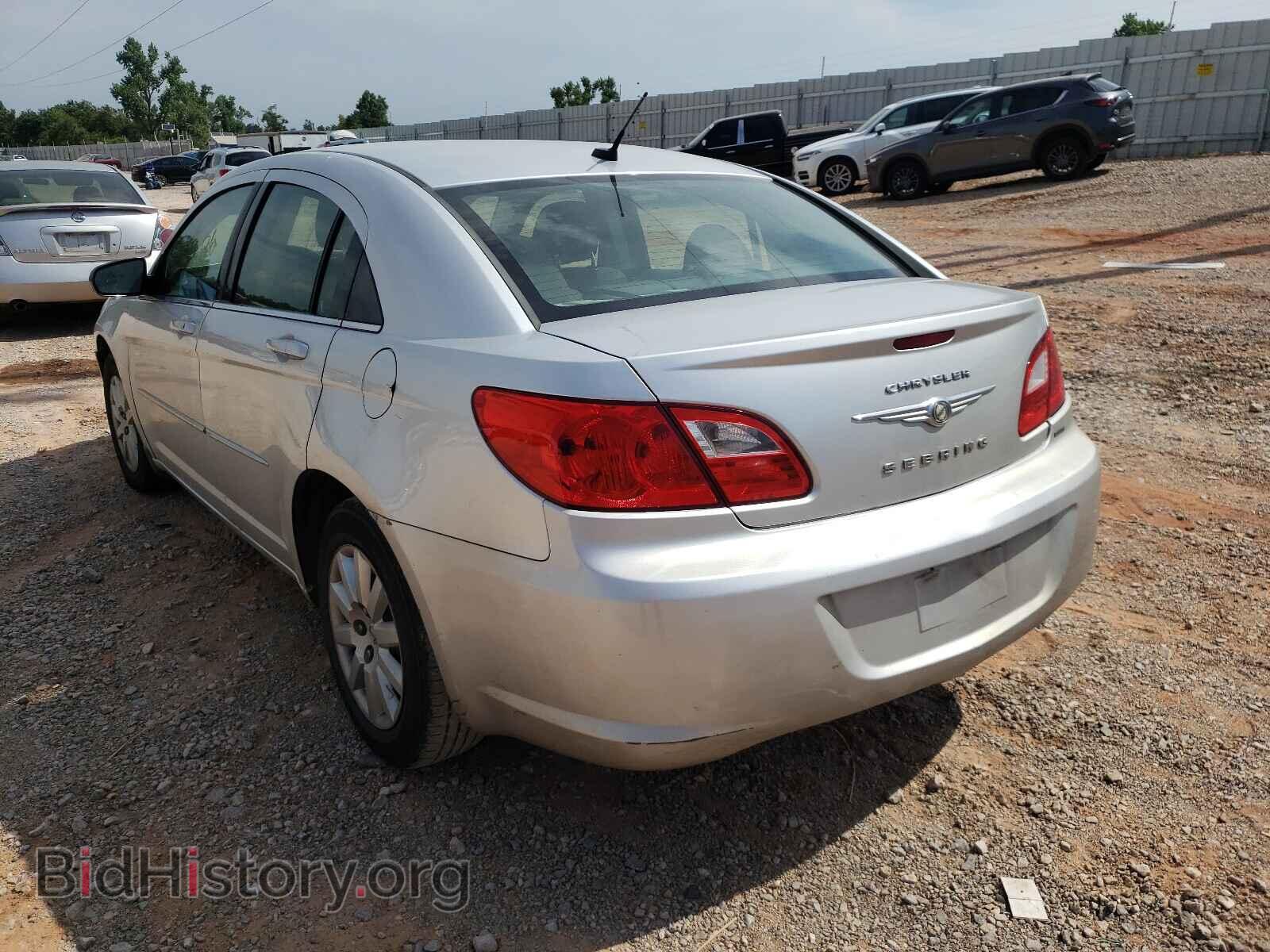 2010 CHRYSLER SEBRING - VIN: 1C3CC4FB9AN180558 - Фото 3
