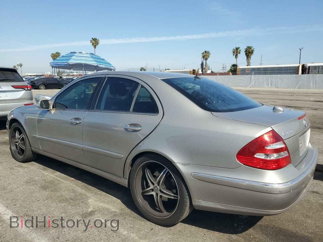 2005 MERCEDES-BENZ E-CLASS - VIN: WDBUF65J95A726220 - Фото 2