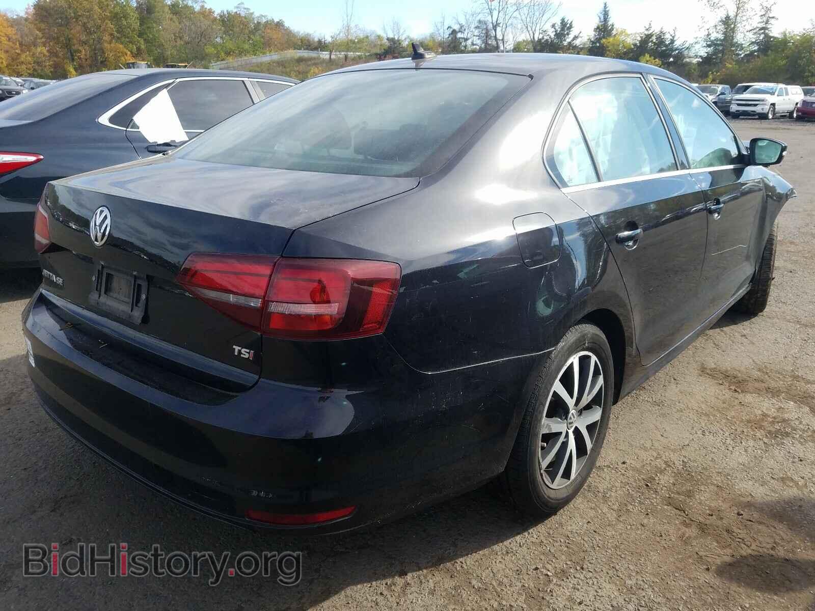 2017 VOLKSWAGEN JETTA - VIN: 3VWDB7AJ9HM205205 - Фото 4