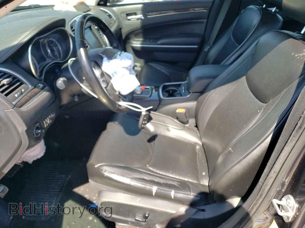2019 CHRYSLER 300 - VIN: 2C3CCAEG7KH528475 - Фото 7