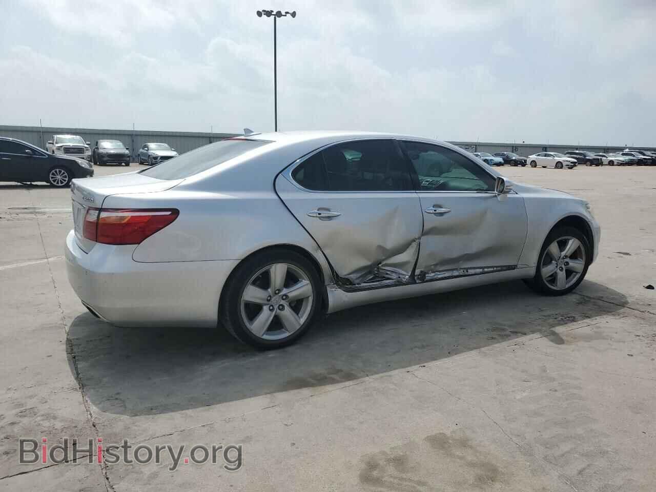 2011 LEXUS LS460 - VIN: JTHBL5EF5B5104272 - Фото 3
