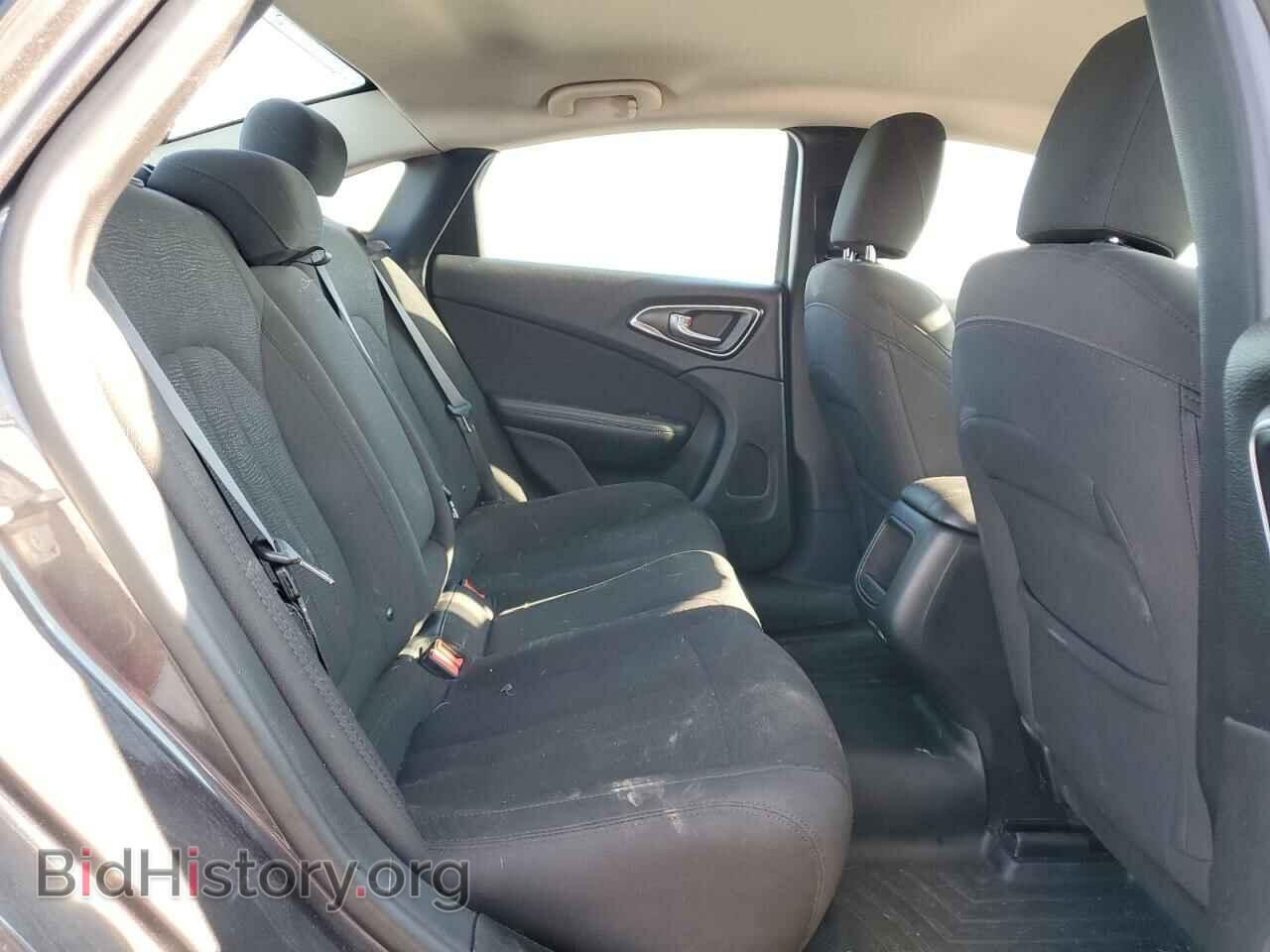 2015 CHRYSLER 200 - VIN: 1C3CCCAB5FN748295 - Фото 6