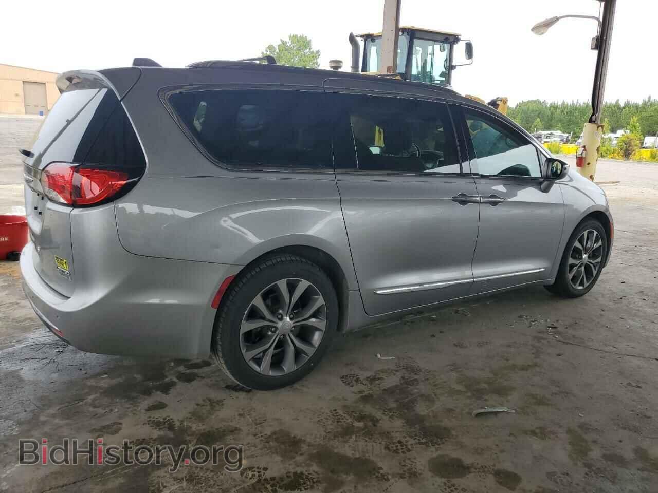 2017 CHRYSLER PACIFICA - VIN: 2C4RC1GG9HR508086 - Фото 3