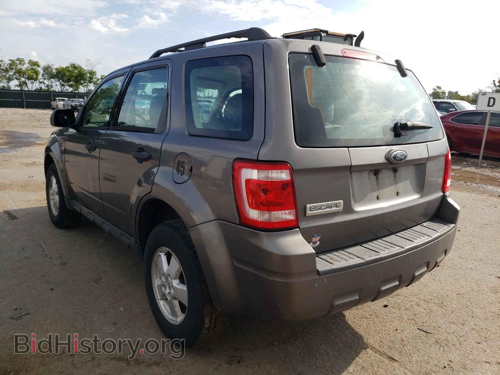2009 FORD ESCAPE - VIN: 1FMCU02749KA02729 - Фото 3