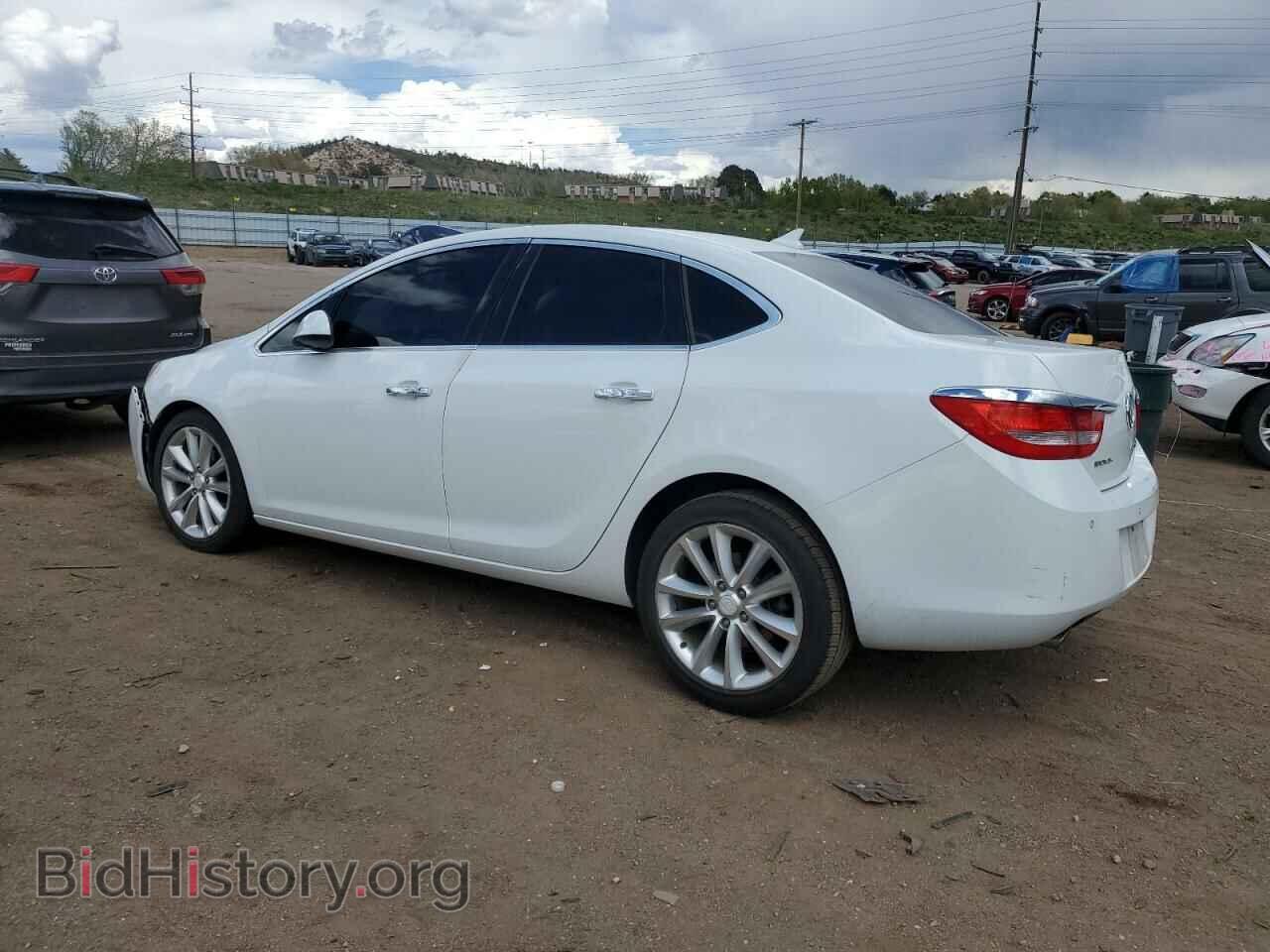 2013 BUICK VERANO - VIN: 1G4PS5SK5D4212679 - Photo 2